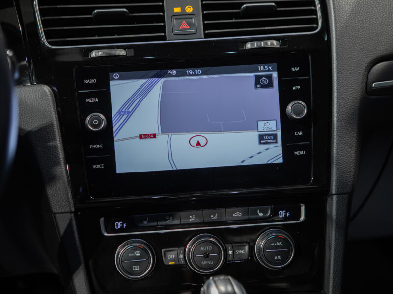 VW Golf 7.5 GTI Performance DSG7 5p
