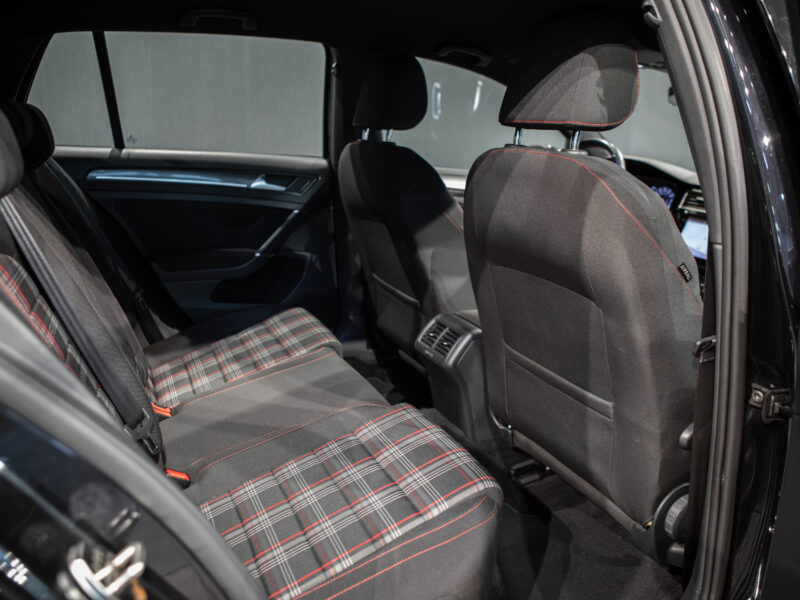 VW Golf 7.5 GTI Performance DSG7 5p