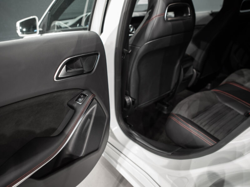 Mercedes-Benz A 200d 7G AMG