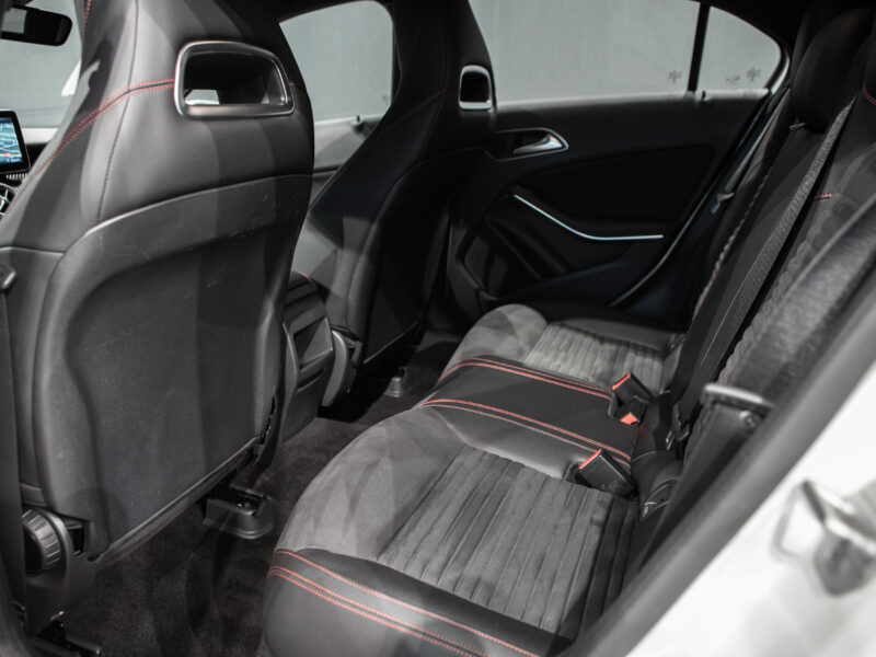 Mercedes-Benz A 200d 7G AMG