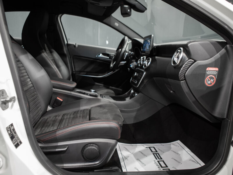 Mercedes-Benz A 200d 7G AMG
