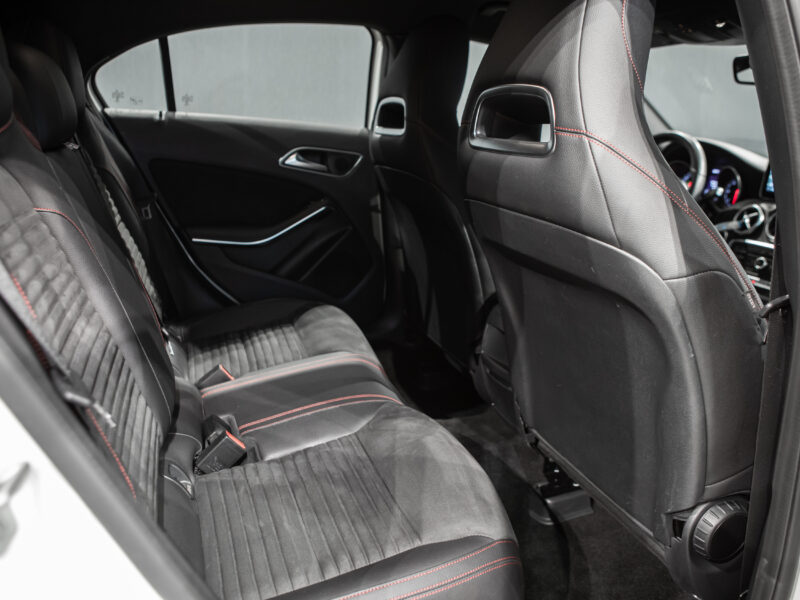 Mercedes-Benz A 200d 7G AMG