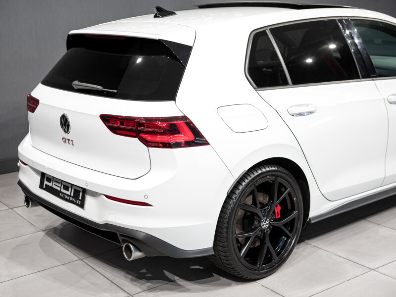 Volkswagen Golf GTI 5p