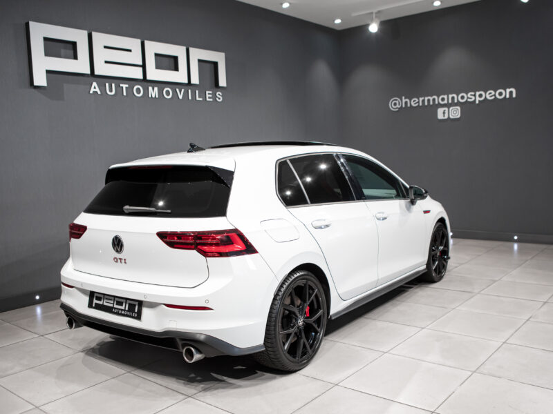Volkswagen Golf GTI 5p