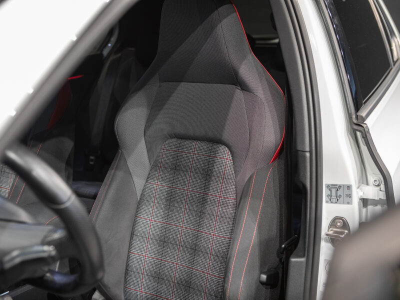 Volkswagen Golf GTI 5p