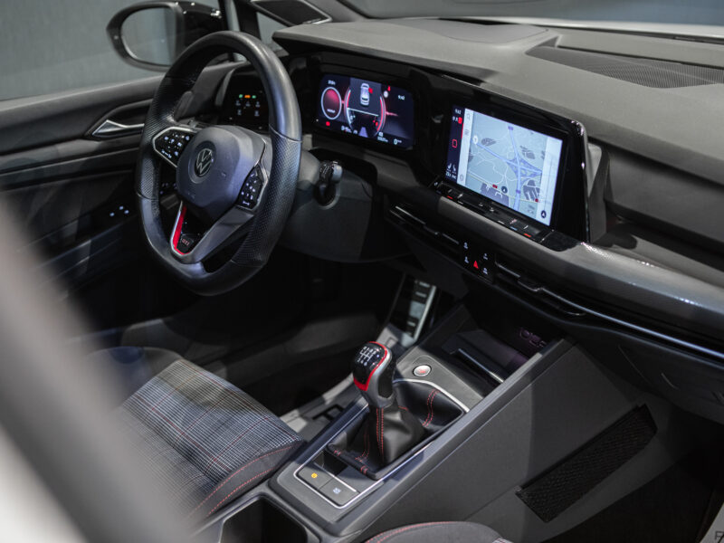 Volkswagen Golf GTI 5p