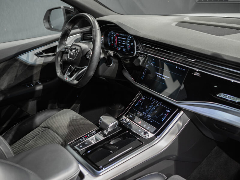 Audi Q8 45 TDI Tiptronic Q. Black Line