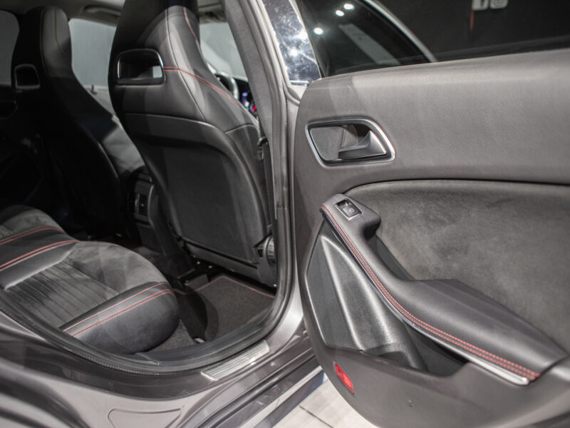 MB CLA Shooting Brake 200d 7G AMG
