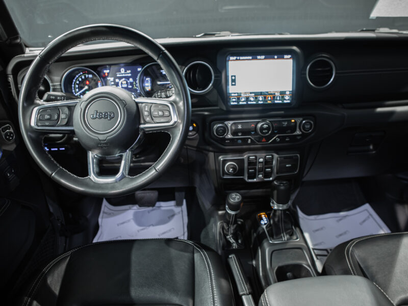 Jeep Wrangler 5p Sahara 4xe 8ATX