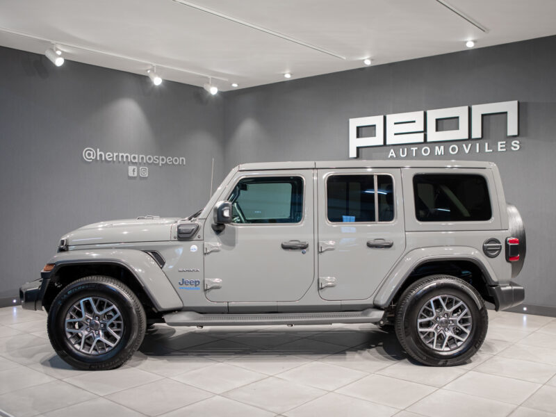 Jeep Wrangler 5p Sahara 4xe 8ATX