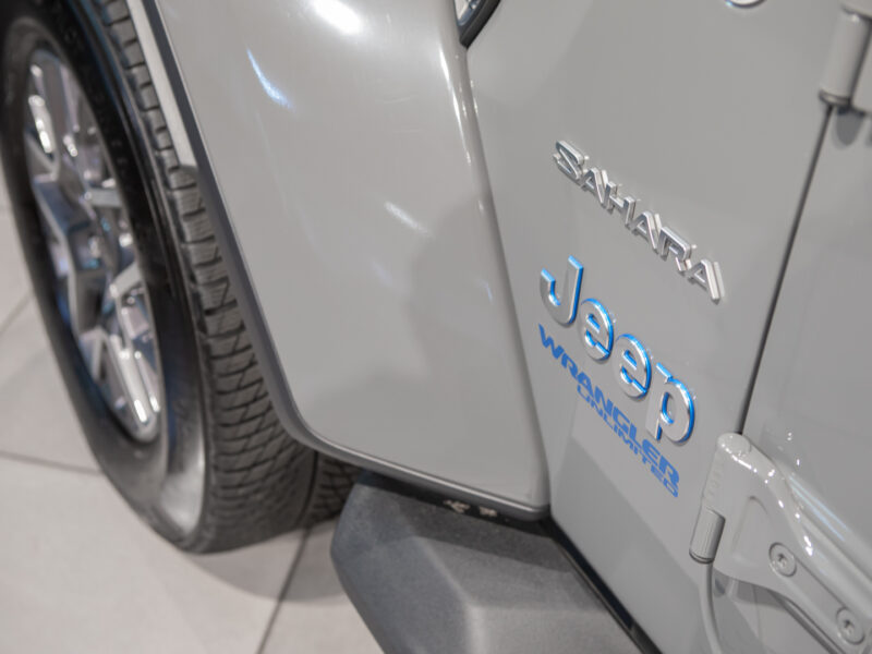 Jeep Wrangler 5p Sahara 4xe 8ATX