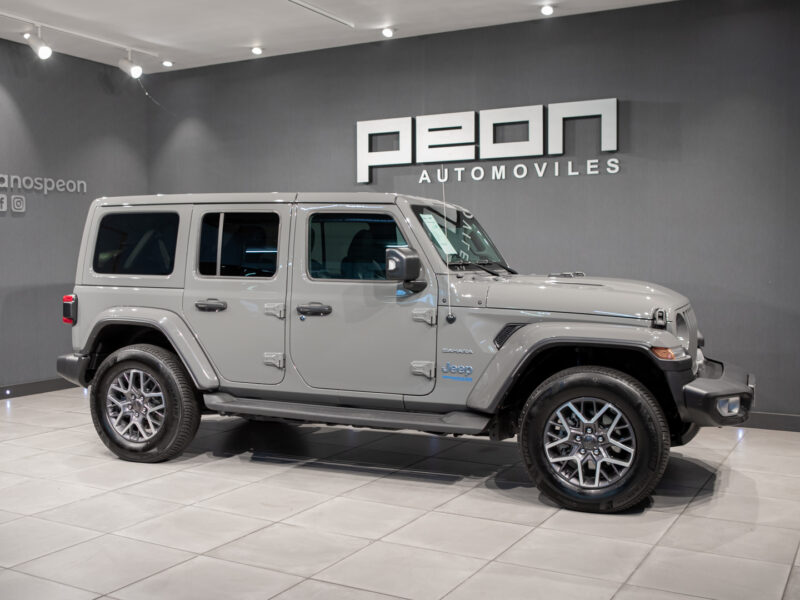 Jeep Wrangler 5p Sahara 4xe 8ATX