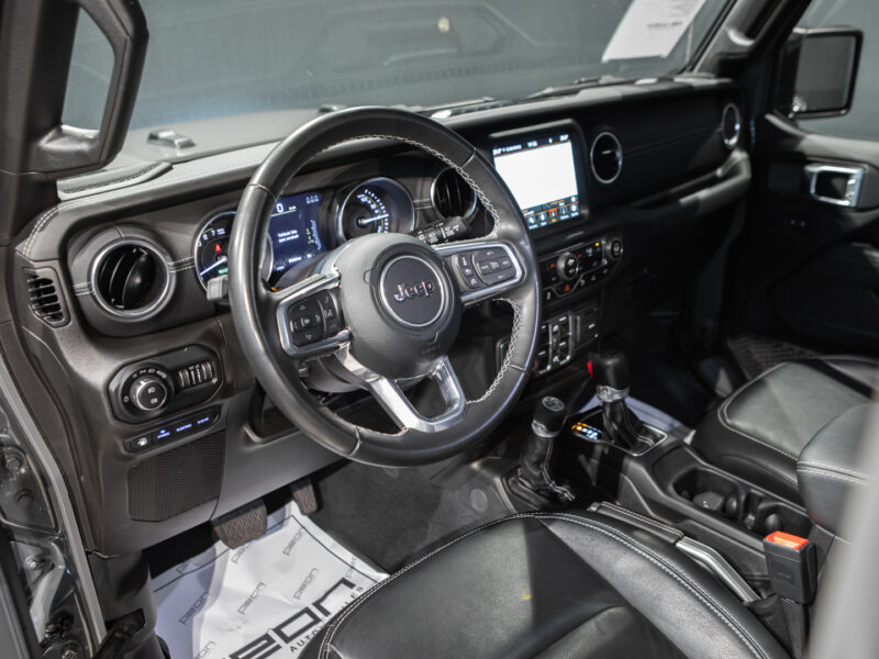 Jeep Wrangler 5p Sahara 4xe 8ATX