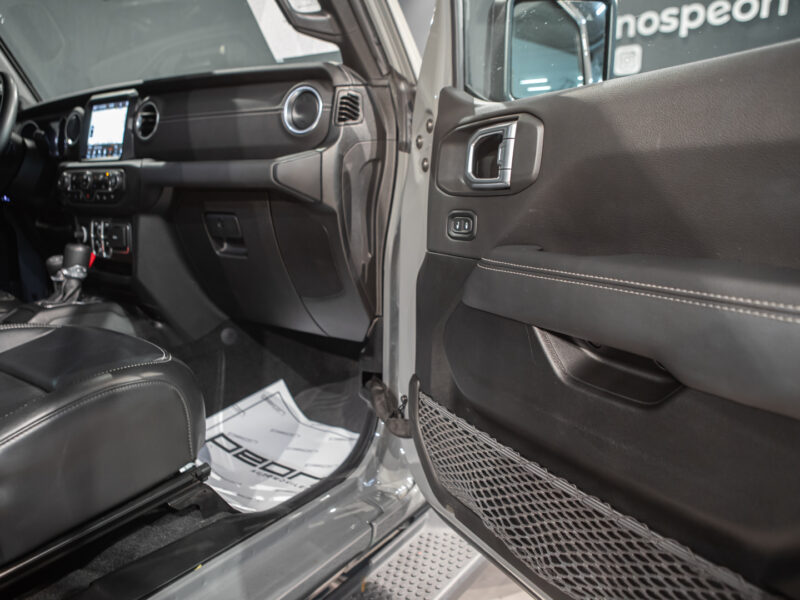 Jeep Wrangler 5p Sahara 4xe 8ATX