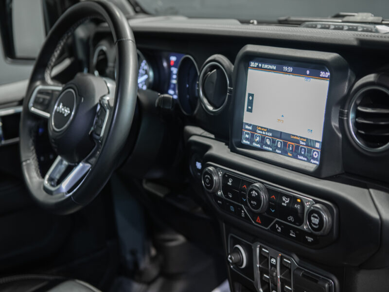 Jeep Wrangler 5p Sahara 4xe 8ATX