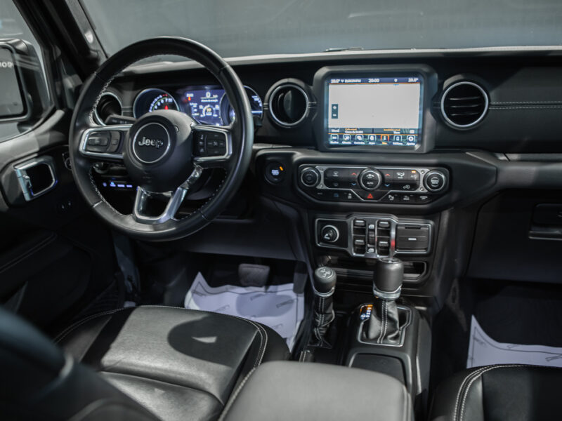 Jeep Wrangler 5p Sahara 4xe 8ATX
