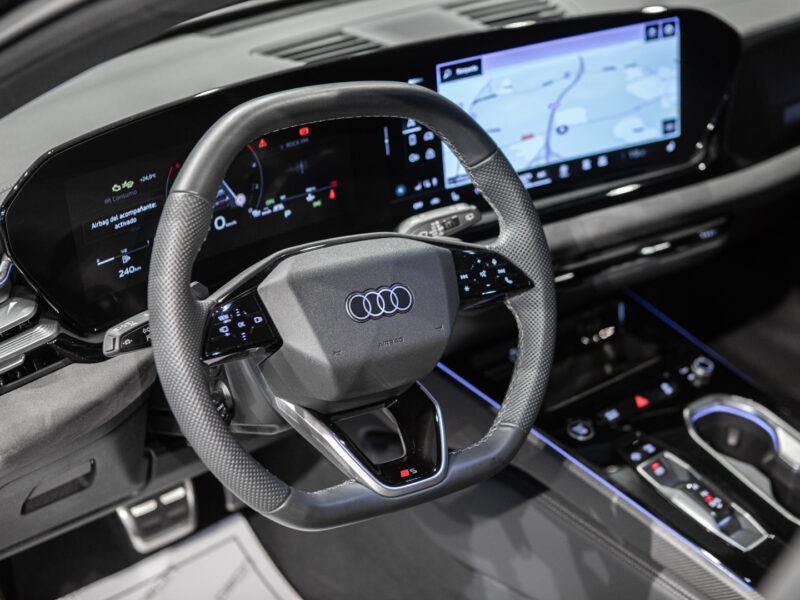 Audi A6 Avant 40 TDI Quattro Black Line