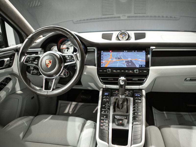 Porsche Macan 2.0i