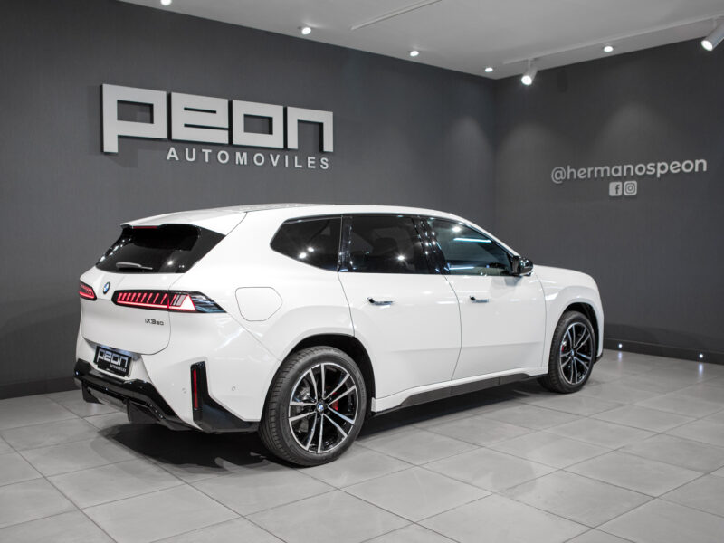 BMW IX3 50 xDrive M-Sport Pro