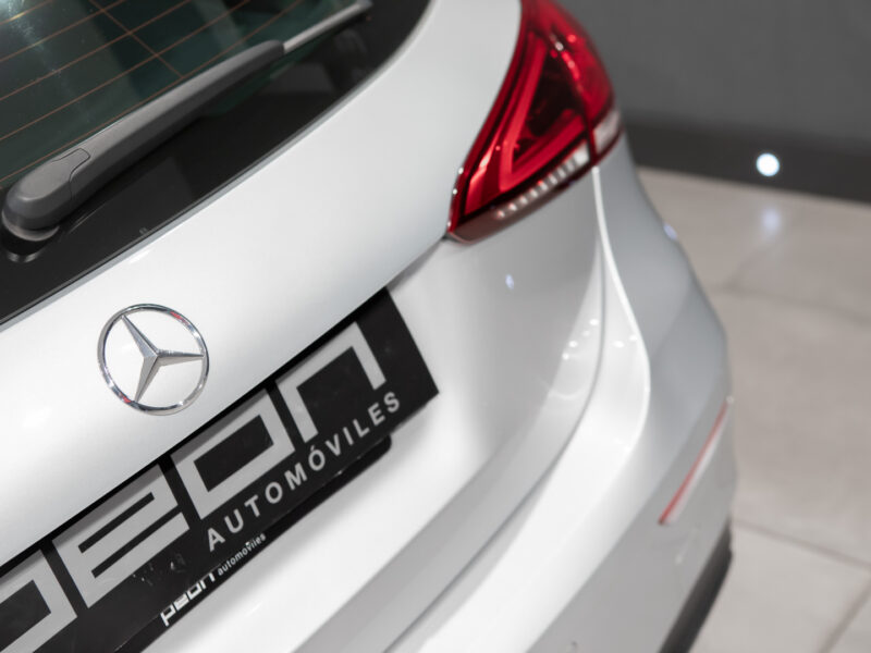 Mercedes-Benz A 180d 7G AMG