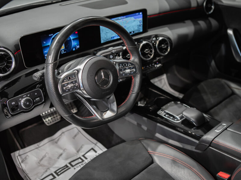 Mercedes-Benz A 180d 7G AMG