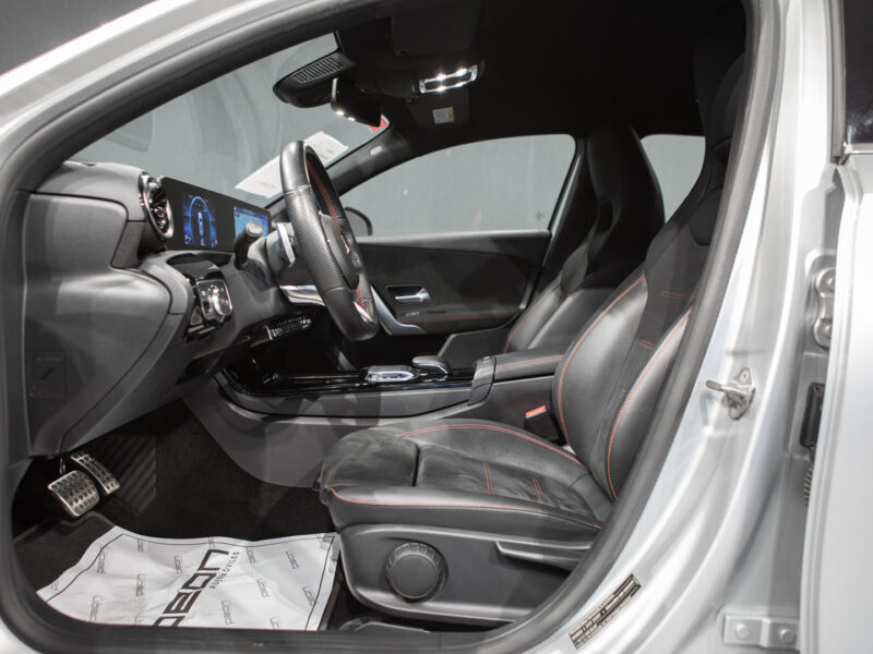 Mercedes-Benz A 180d 7G AMG