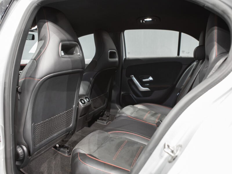 Mercedes-Benz A 180d 7G AMG