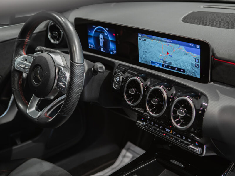Mercedes-Benz A 180d 7G AMG