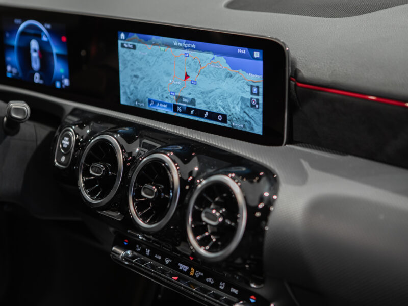 Mercedes-Benz A 180d 7G AMG