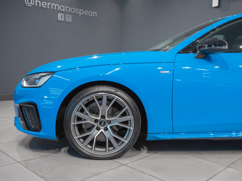 Audi A4 Avant 35 TDI Black Line S-T