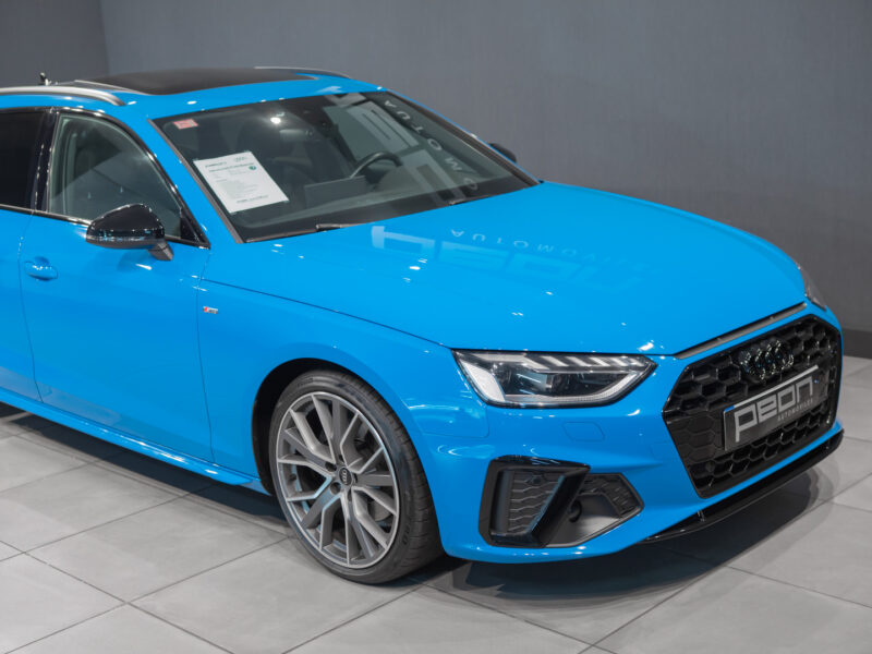 Audi A4 Avant 35 TDI Black Line S-T