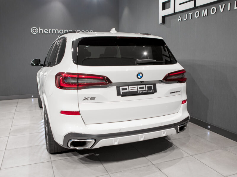 BMW X5 xDrive 30dA M-Sport