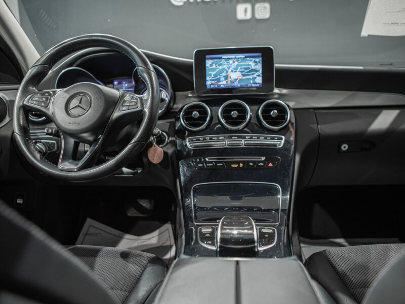 Mercedes-Benz C 220d 9G AMG