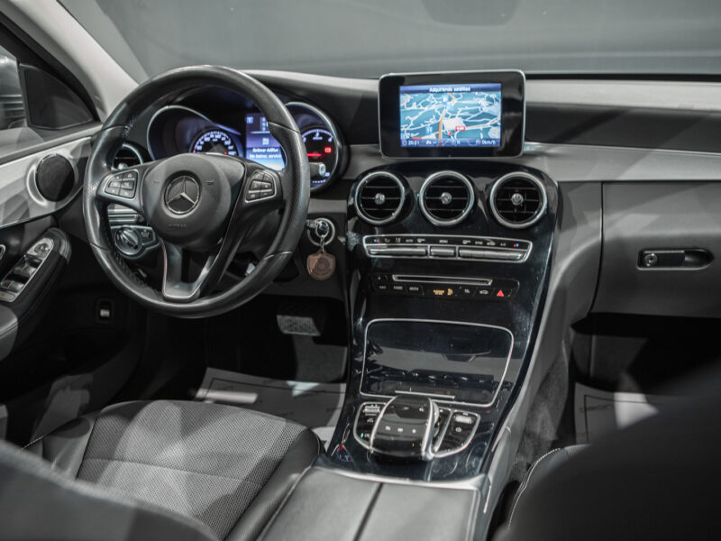 Mercedes-Benz C 220d 9G AMG
