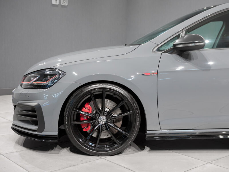 VW Golf 7.5 GTI TCR 5p DSG7