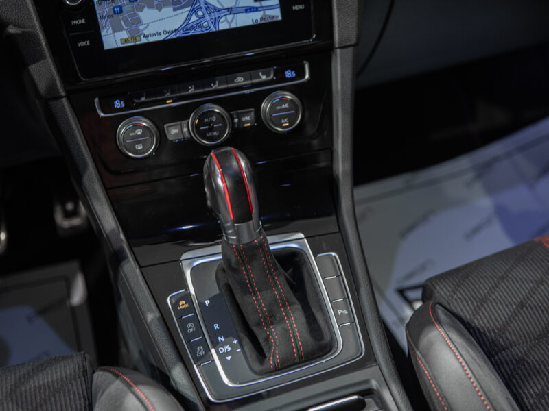 VW Golf 7.5 GTI TCR 5p DSG7