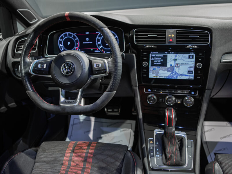 VW Golf 7.5 GTI TCR 5p DSG7