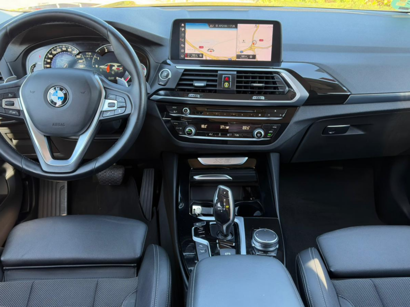 BMW X3 xDrive20dA X-Line