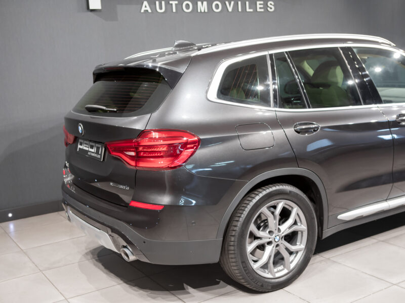 BMW X3 xDrive 30dA X-Line
