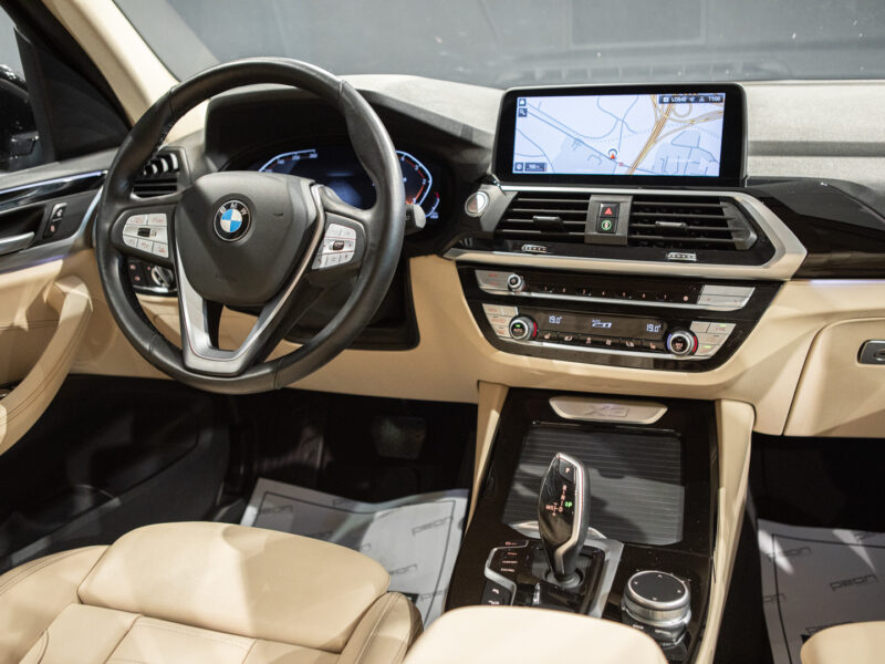 BMW X3 xDrive 30dA X-Line