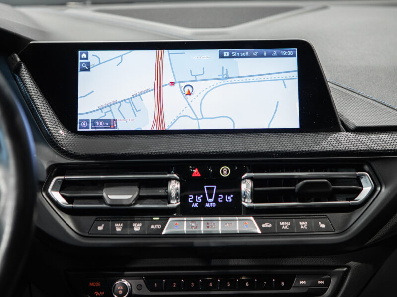 BMW M135i xDrive M-Sport