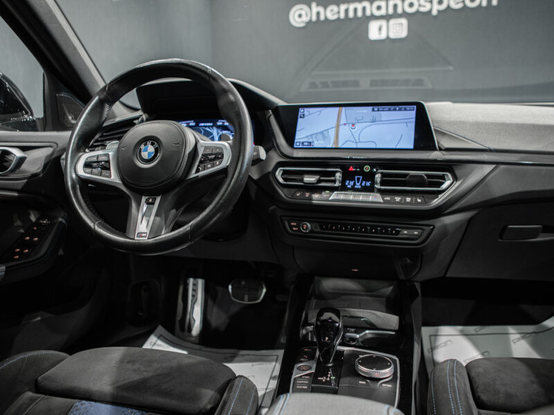 BMW M135i xDrive M-Sport