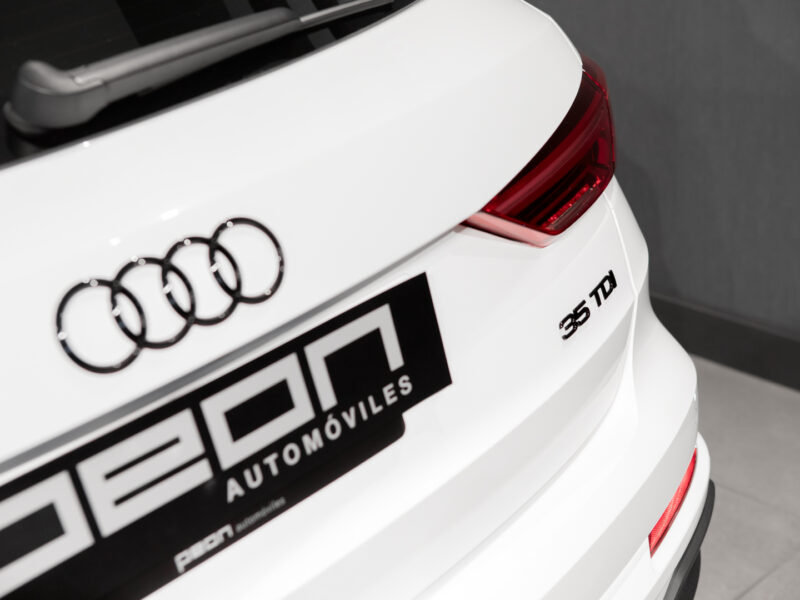 Audi Q3 35 TDI Black Line
