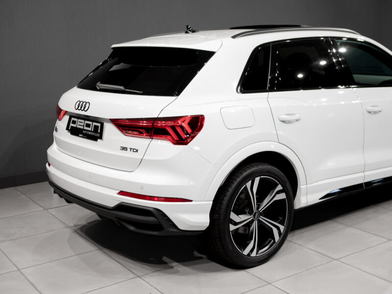 Audi Q3 35 TDI Black Line