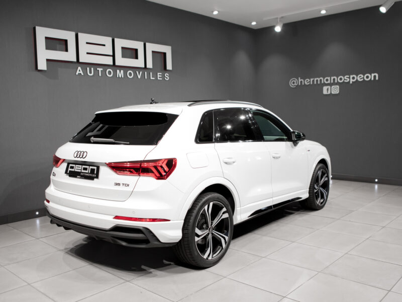 Audi Q3 35 TDI Black Line