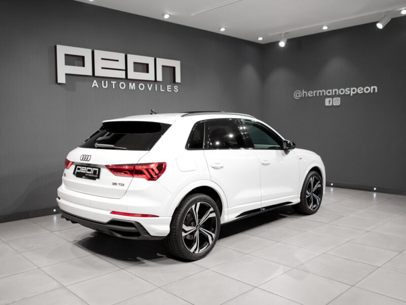 Audi Q3 35 TDI Black Line