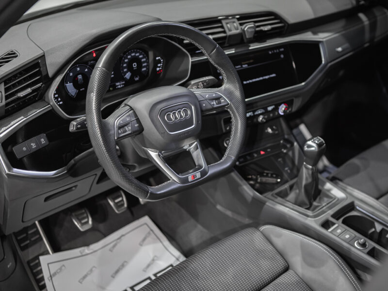 Audi Q3 35 TDI Black Line
