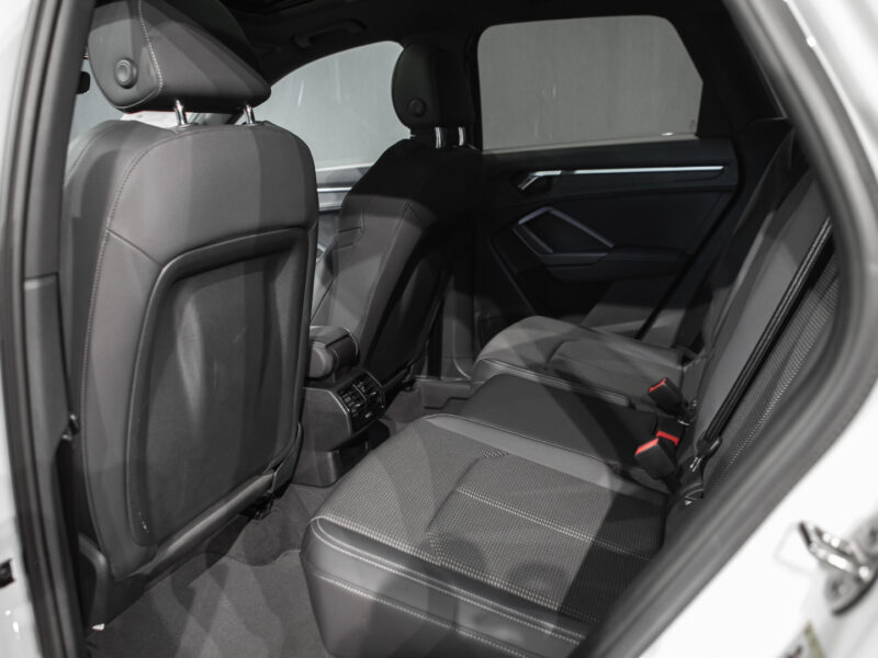 Audi Q3 35 TDI Black Line