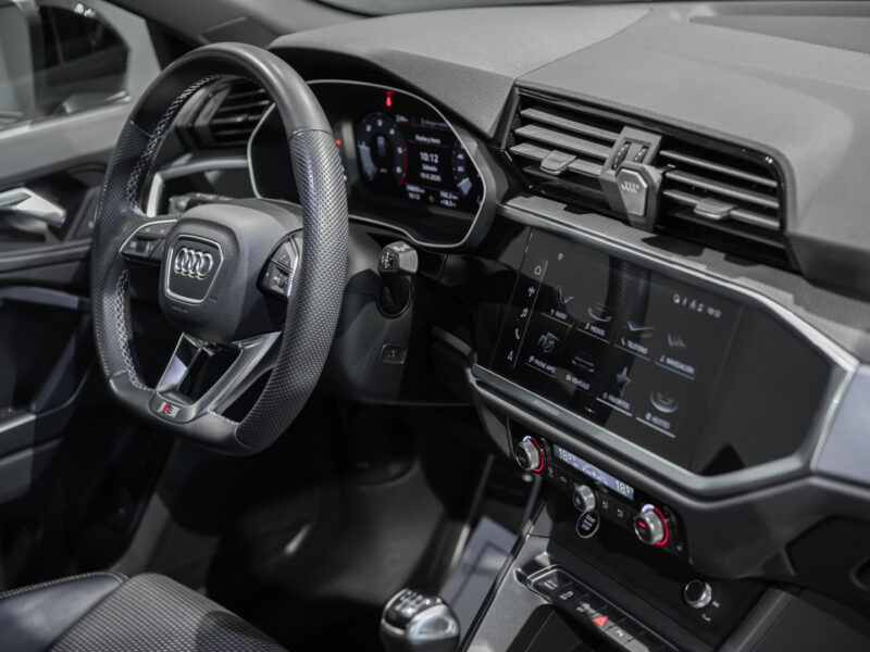 Audi Q3 35 TDI Black Line
