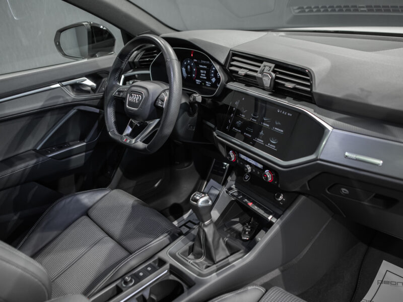Audi Q3 35 TDI Black Line